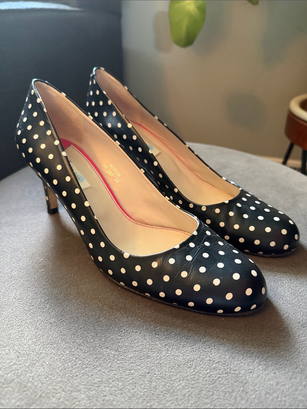 Boden Chic Mid Heels in Black/White Polka Dot Womens Euro 38/7.5-8 Preppy